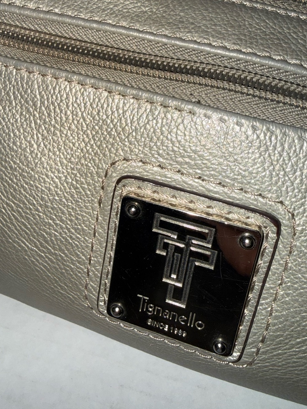 Tignanello Metallic Taupe Leather Crossbody Purse - Picture 5 of 9